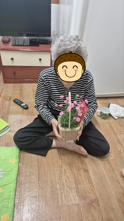 딸이 카네이션-1.jpg